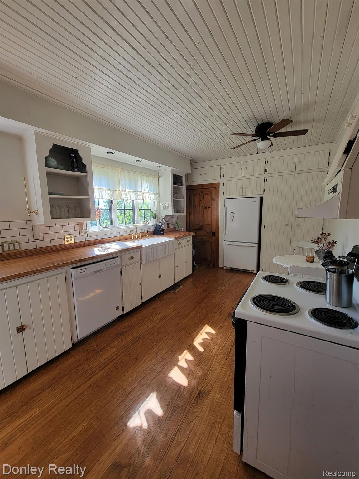 7393 Albertson Road Marlette, MI 48453 - Photo 6 of 24 Gallery Image 6