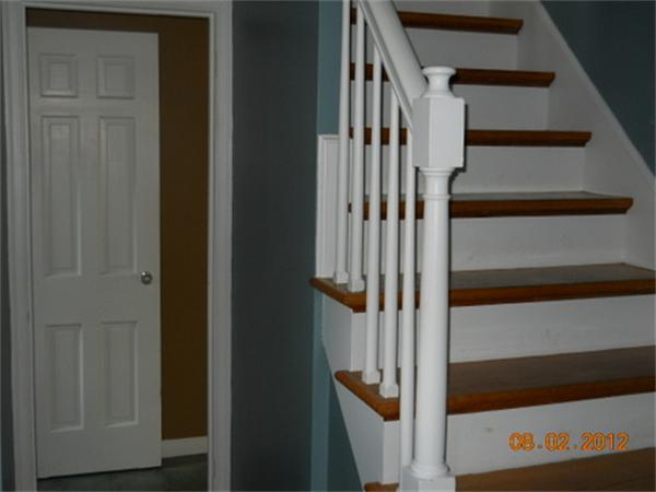173 Abbott Street Springfield, MA 01118 - Photo 8 of 19 a view of entryway