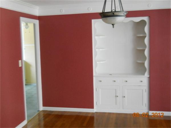 173 Abbott Street Springfield, MA 01118 - Photo 9 of 19 a view of door