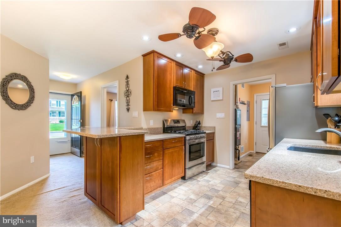 161 Bowsprit Road Manahawkin, NJ 08050 - Photo 2 of 38