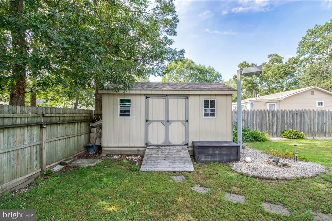161 Bowsprit Road Manahawkin, NJ 08050 - Photo 31 of 38