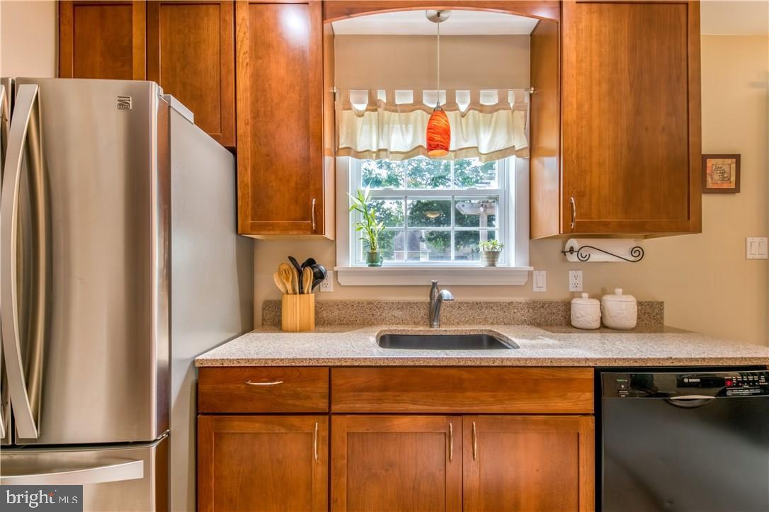 161 Bowsprit Road Manahawkin, NJ 08050 - Photo 6 of 38