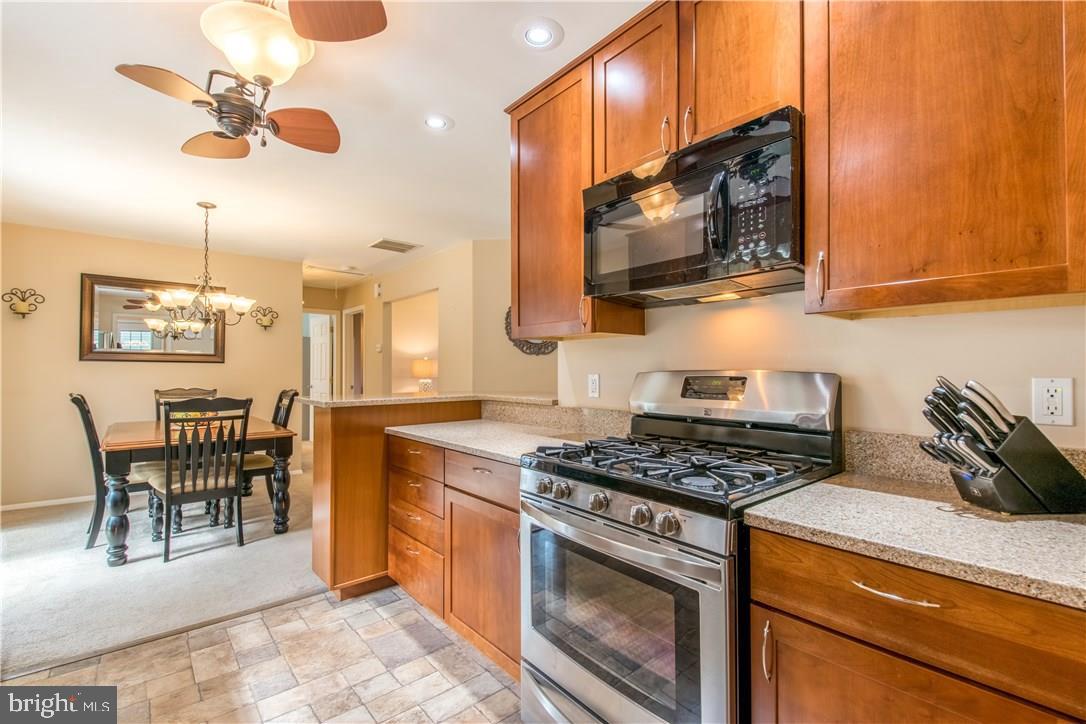 161 Bowsprit Road Manahawkin, NJ 08050 - Photo 7 of 38