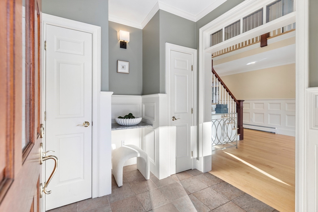 22 Fairbanks Road Lexington, MA 02421 - Photo 4 of 41