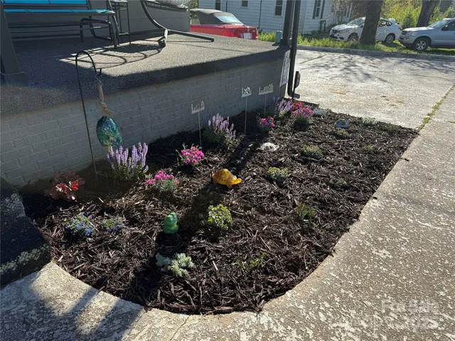 $228,000 | 3531 Icard Rhodhiss Road, Connelly Springs, NC 28612