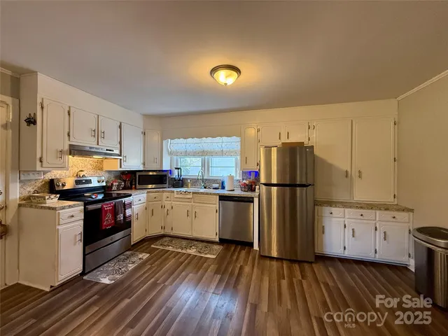 $228,000 | 3531 Icard Rhodhiss Road, Connelly Springs, NC 28612