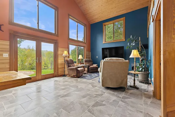 $699,900 | 3300 Breezy Point Road, Tower, MN 55790