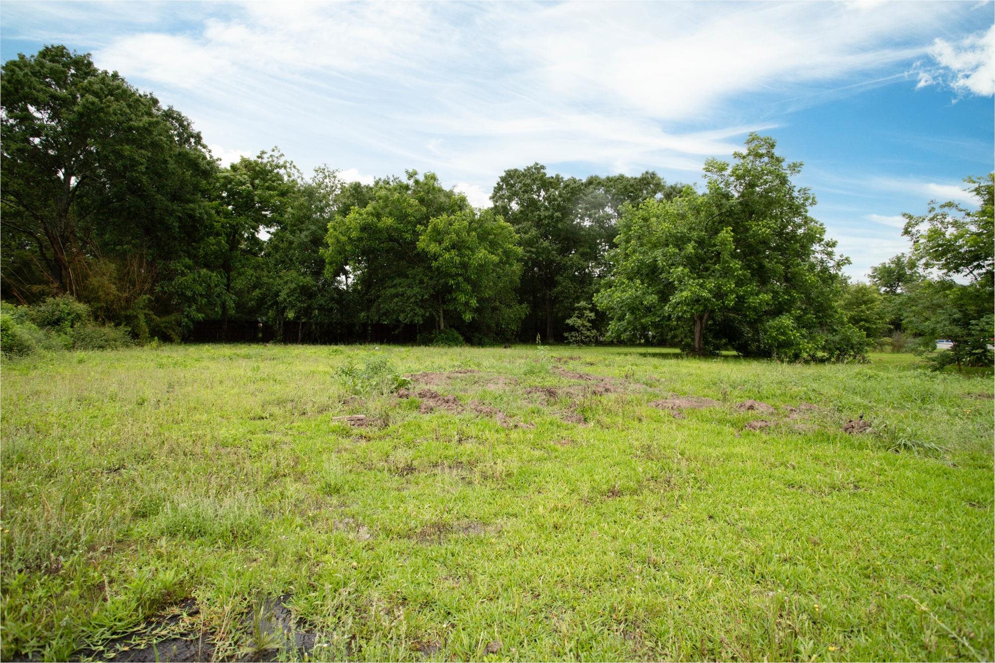 6701 32nd Street Groves, TX 77619 - Photo 5 of 7