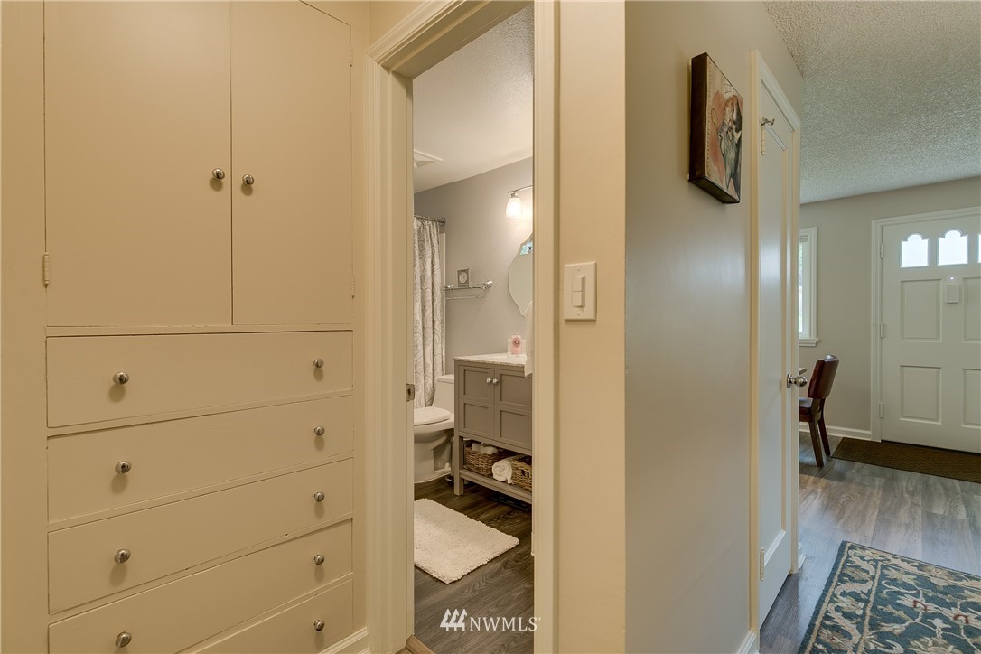 6745 18th Avenue Southwest Seattle, WA 98106 - Photo 12 of 24 a view of a closet area