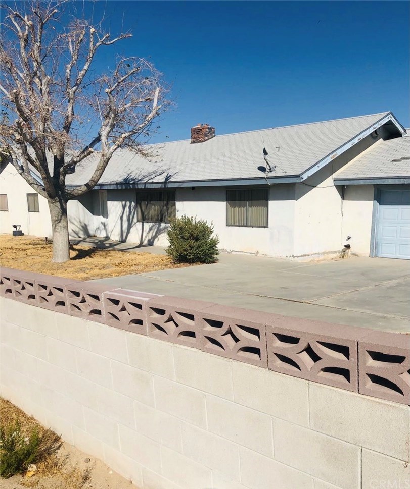 208 North Mono Street Ridgecrest, CA 93555 - Photo 1 of 1