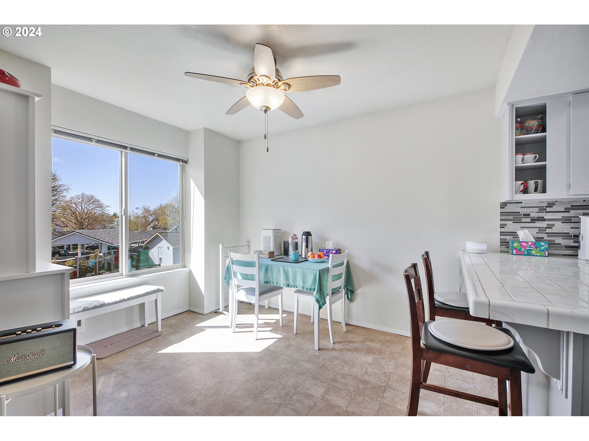 86 Kingsgate Road, Unit 46 Lake Oswego, OR 97035 - Photo 12 of 41 Gallery Image 12