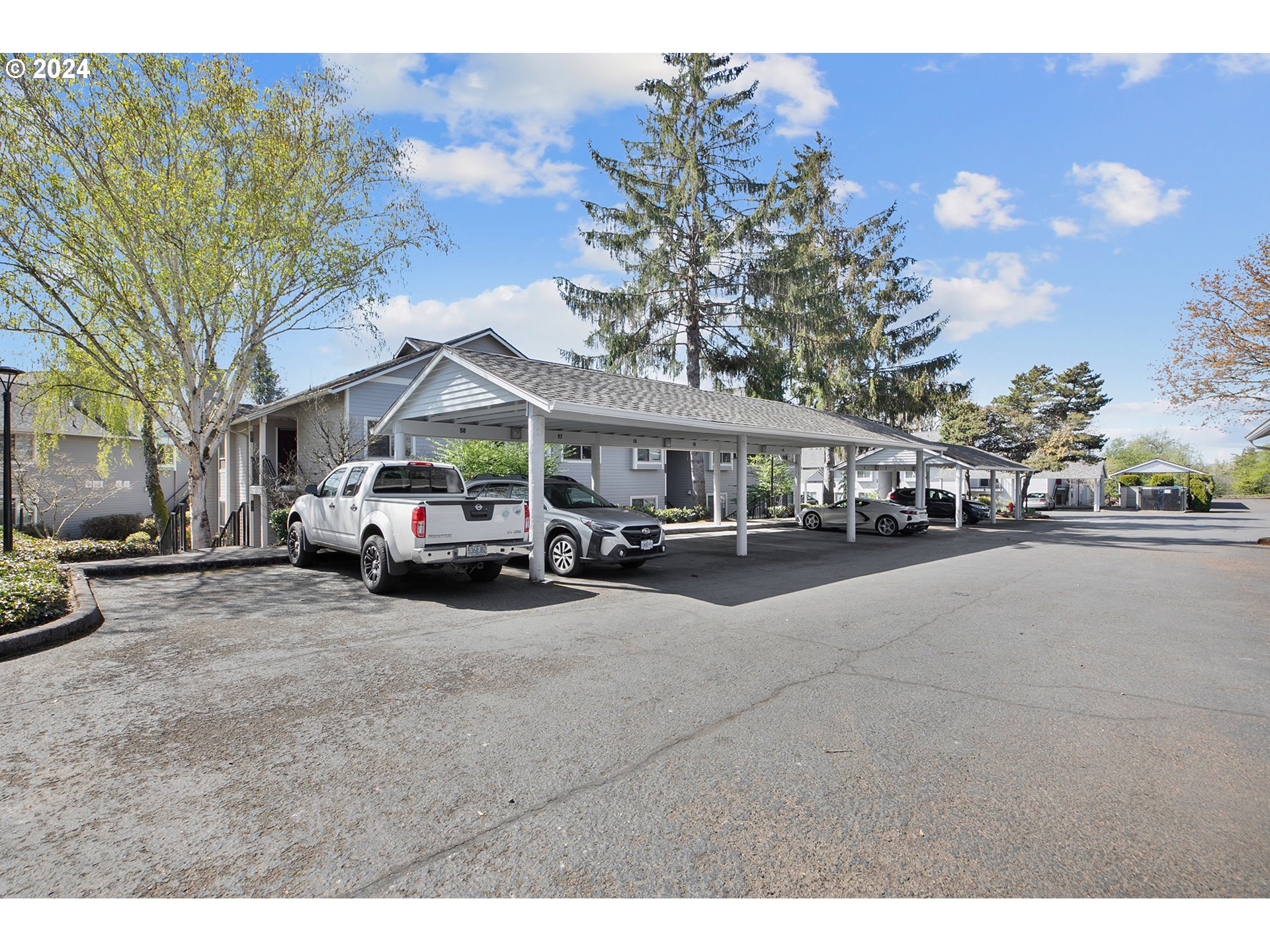 86 Kingsgate Road, Unit 46 Lake Oswego, OR 97035 - Photo 29 of 41 Gallery Image 29
