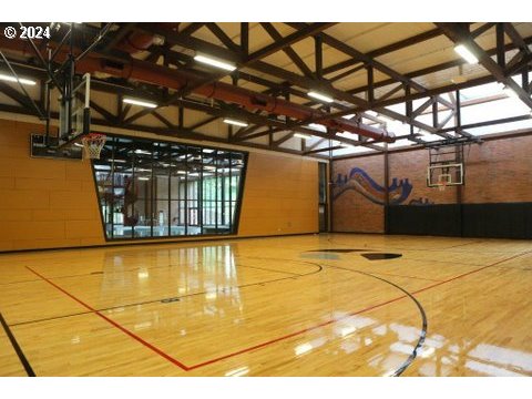 86 Kingsgate Road, Unit 46 Lake Oswego, OR 97035 - Photo 40 of 41 Gallery Image 40