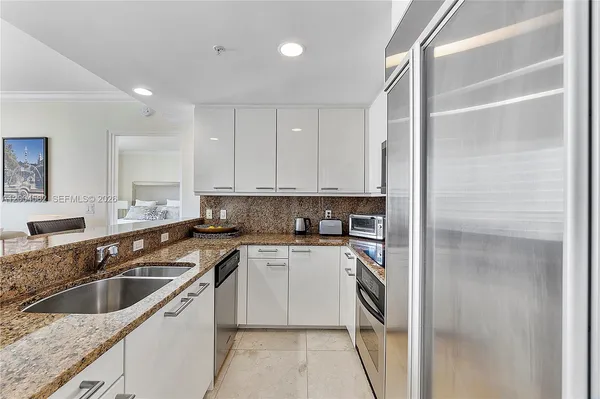 $8,220 | 3350 Southwest 27th Avenue, Unit 1803, Miami, FL 33133