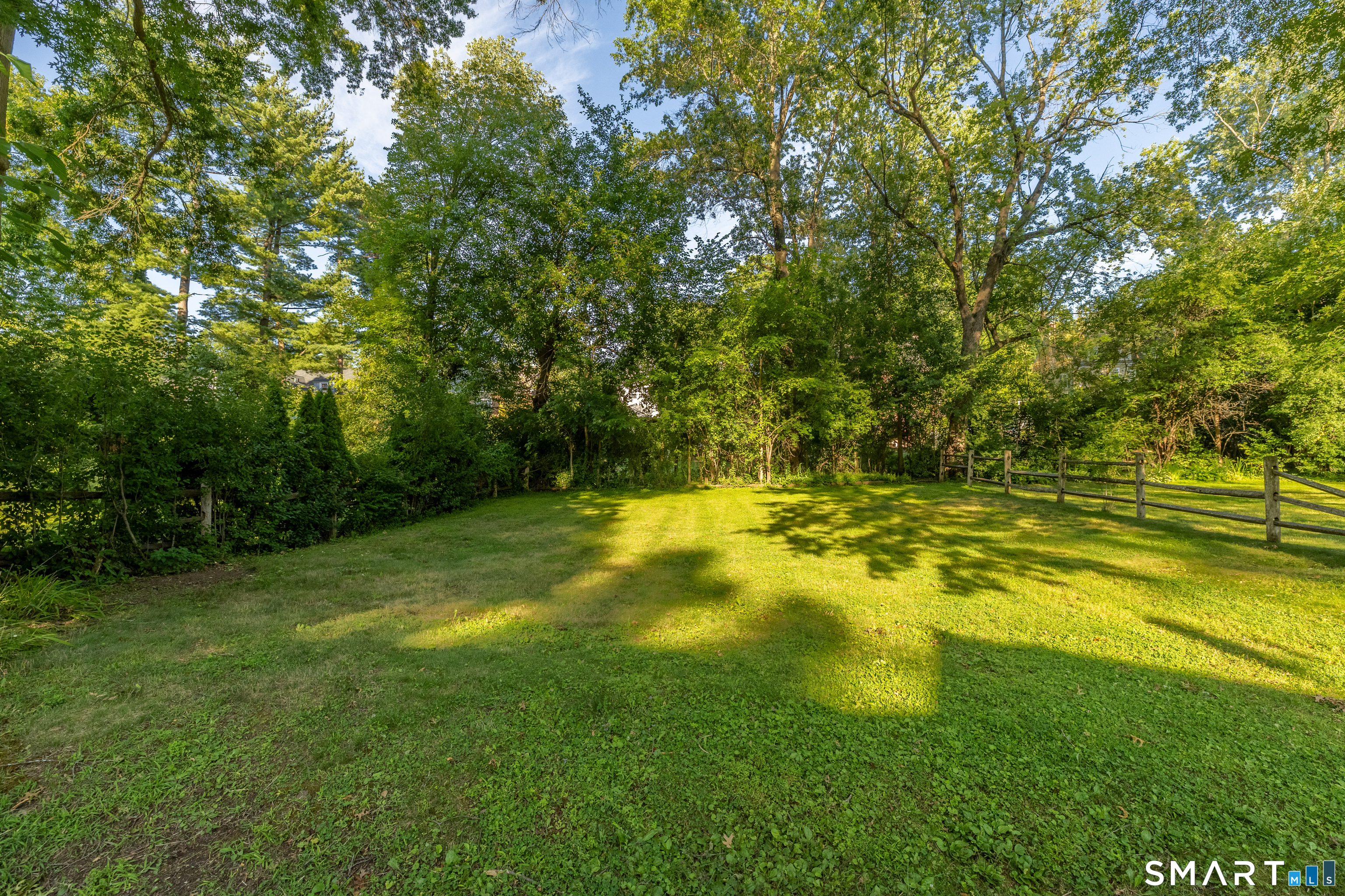 110 Foxcroft Road West Hartford, CT 06119 - Photo 31 of 36 Gallery Image 31