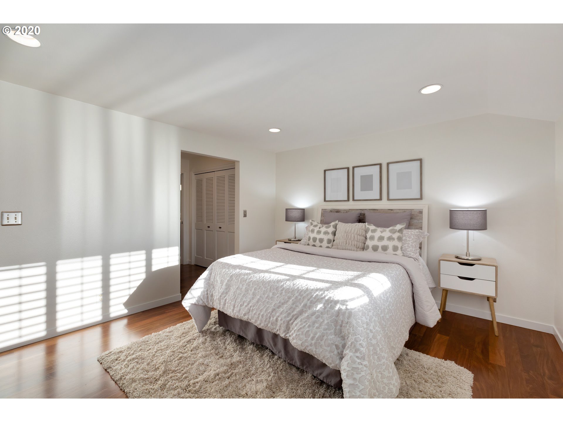 3925 Southwest Dosch Road Portland, OR 97239 - Photo 8 of 22