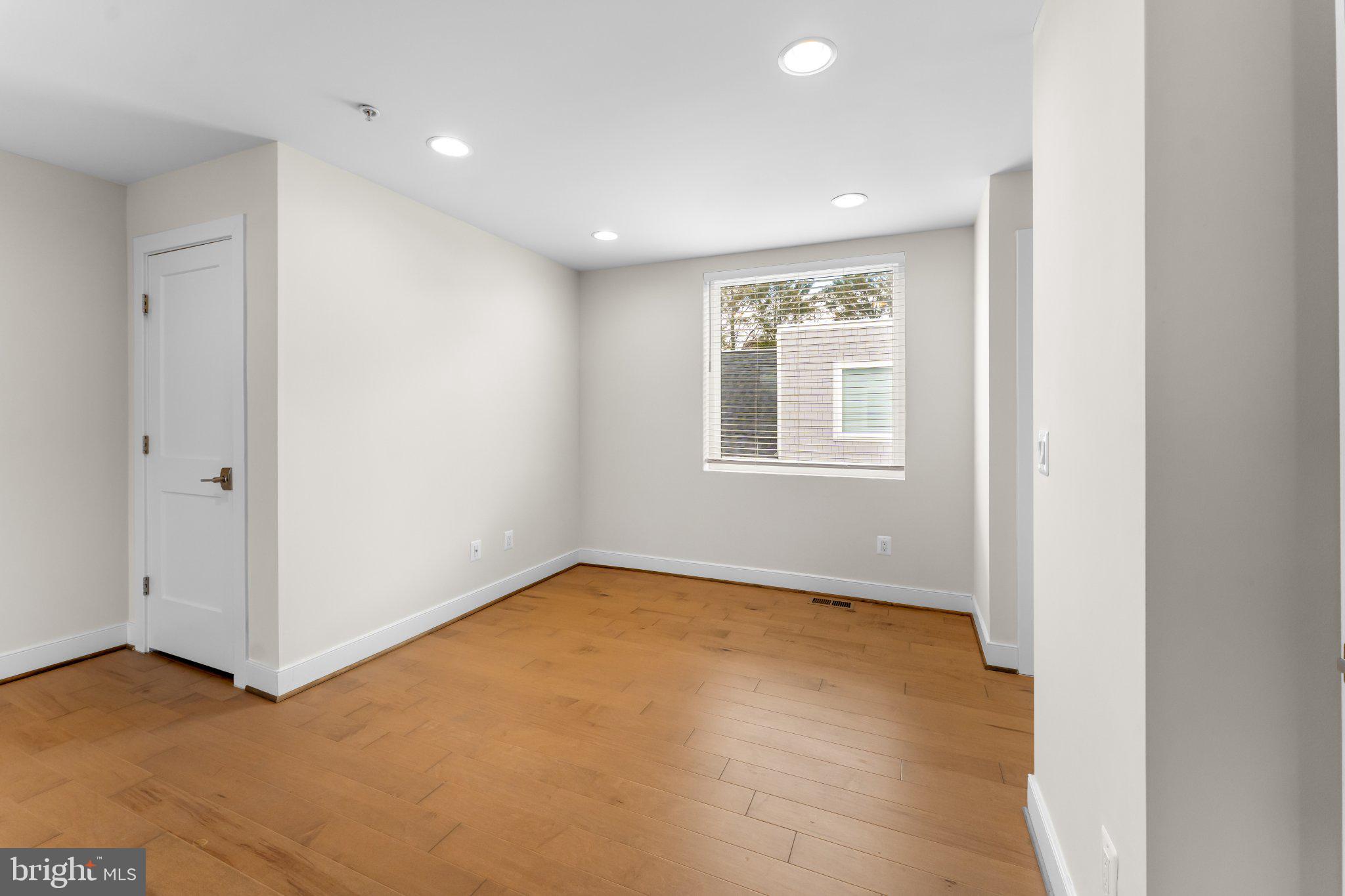 2827 24th Road South Arlington, VA 22206 - Photo 37 of 48 Bright and airy open space awaits.