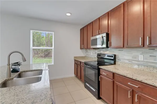$2,900 | 26974 Wildwood Pines Lane, Bonita Springs, FL 34135