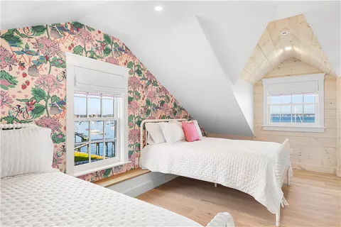 $80,000 | 96 Washington Street, Newport, RI 02840