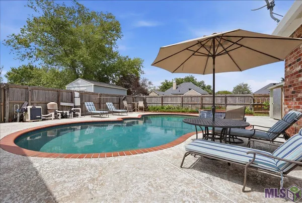 $365,000 | 36498 Manchac Crossing Avenue, Prairieville, LA 70769