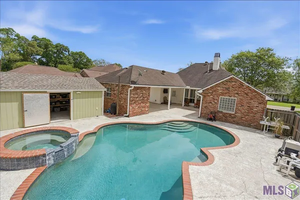 $365,000 | 36498 Manchac Crossing Avenue, Prairieville, LA 70769