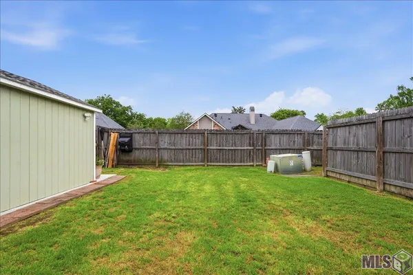 $365,000 | 36498 Manchac Crossing Avenue, Prairieville, LA 70769