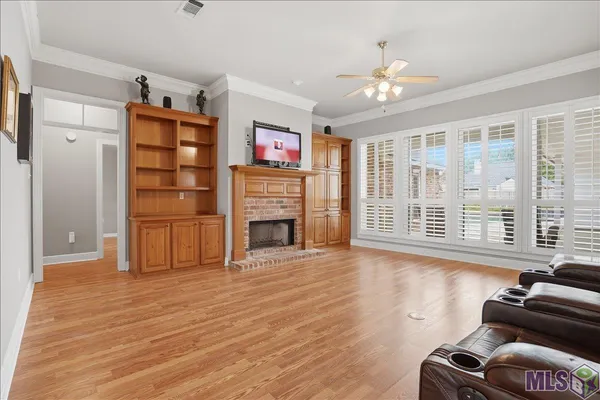 $365,000 | 36498 Manchac Crossing Avenue, Prairieville, LA 70769