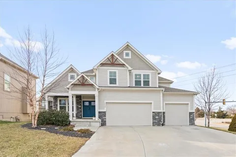 $640,000 | 11124 South Barth Road, Olathe, KS 66061