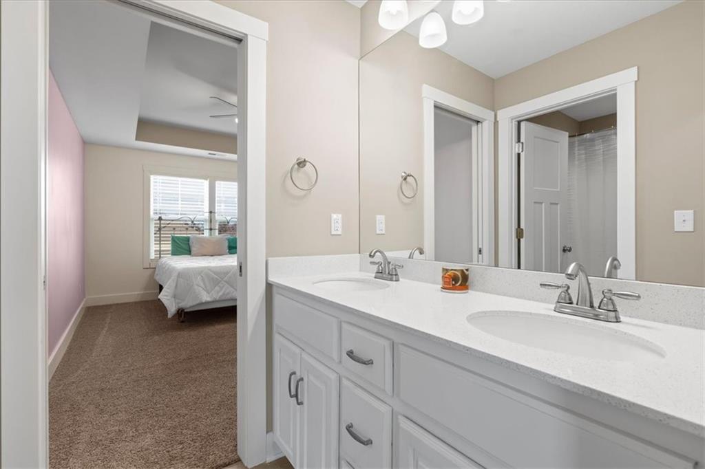 11124 South Barth Road Olathe, KS 66061 - Photo 25 of 35