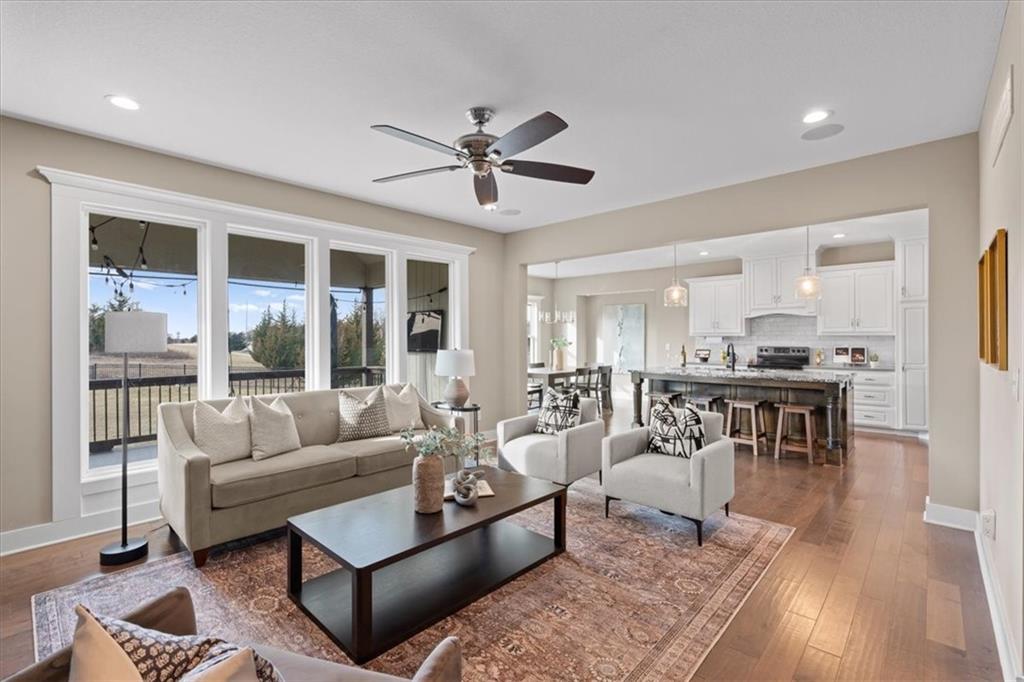 11124 South Barth Road Olathe, KS 66061 - Photo 7 of 35