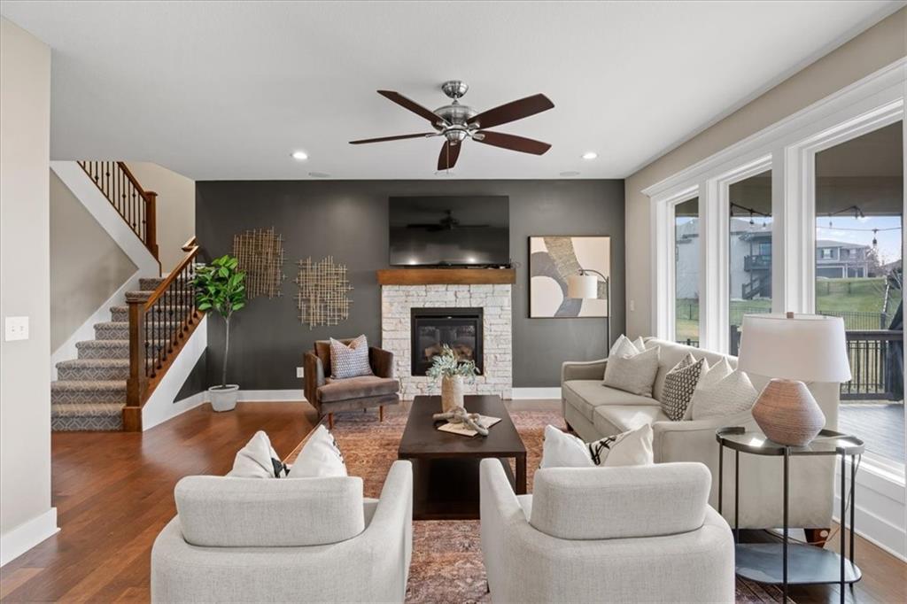 11124 South Barth Road Olathe, KS 66061 - Photo 9 of 35