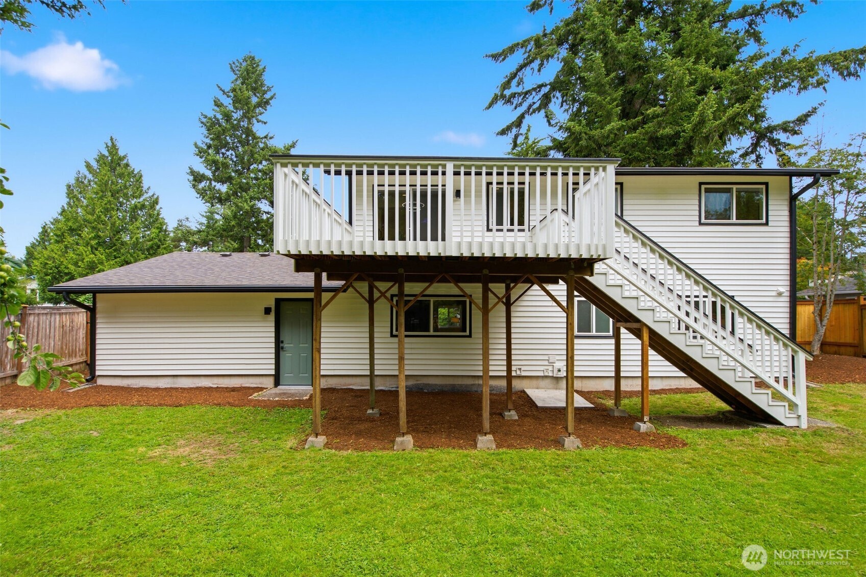 2330 171st Place Southeast Bothell, WA 98012 - Photo 32 of 39