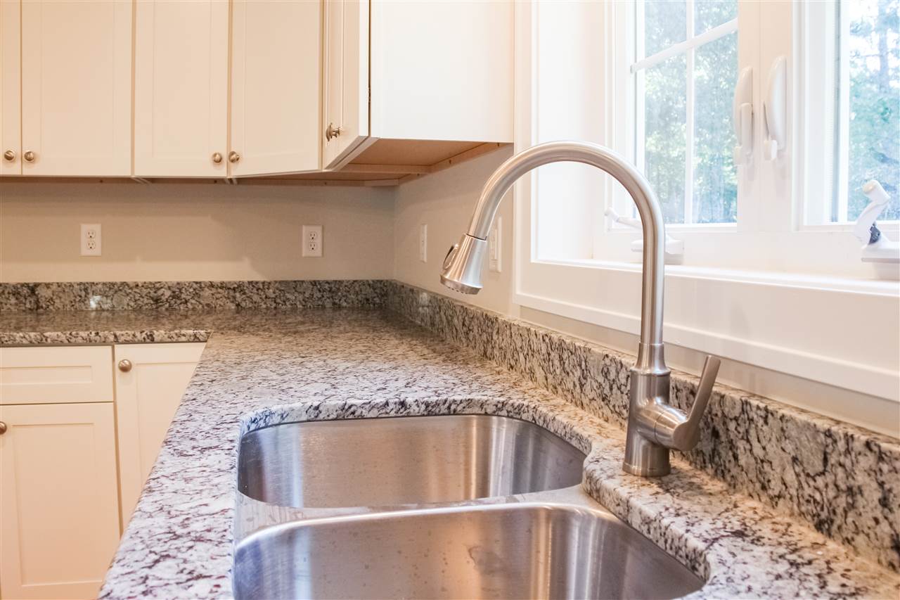 114 Tolend Road, Unit 17 Barrington, NH 03825 - Photo 8 of 35 Gallery Image 8