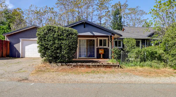 $365,000 | 1400 Median Avenue, Shasta Lake, CA 96019