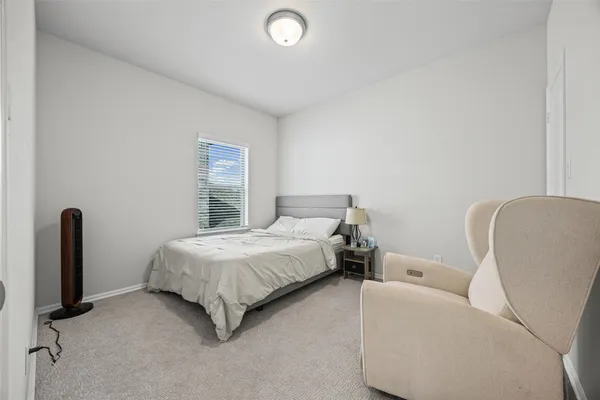 $3,850 | 904 Azul Lagoon Drive, Unit 11, Leander, TX 78641