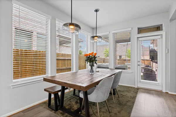 $3,850 | 904 Azul Lagoon Drive, Unit 11, Leander, TX 78641