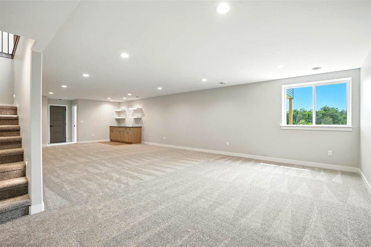 310 Vista Ridge Kalona, IA 52247 - Photo 25 of 51 Gallery Image 25