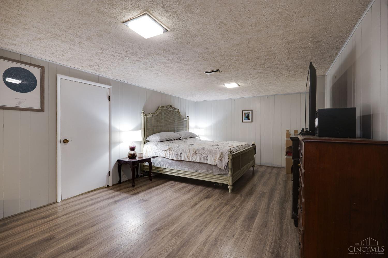 2300 Adams Road Cincinnati, OH 45231 - Photo 13 of 24 Gallery Image 13
