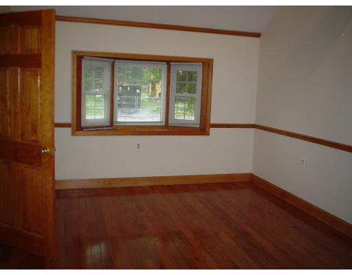 6 Elmwood Road Canton, MA 02021 - Photo 5 of 8 Gallery Image 5