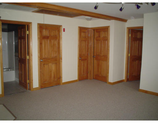 6 Elmwood Road Canton, MA 02021 - Photo 7 of 8 Gallery Image 7