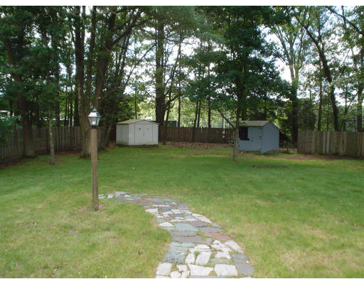 6 Elmwood Road Canton, MA 02021 - Photo 8 of 8 Gallery Image 8