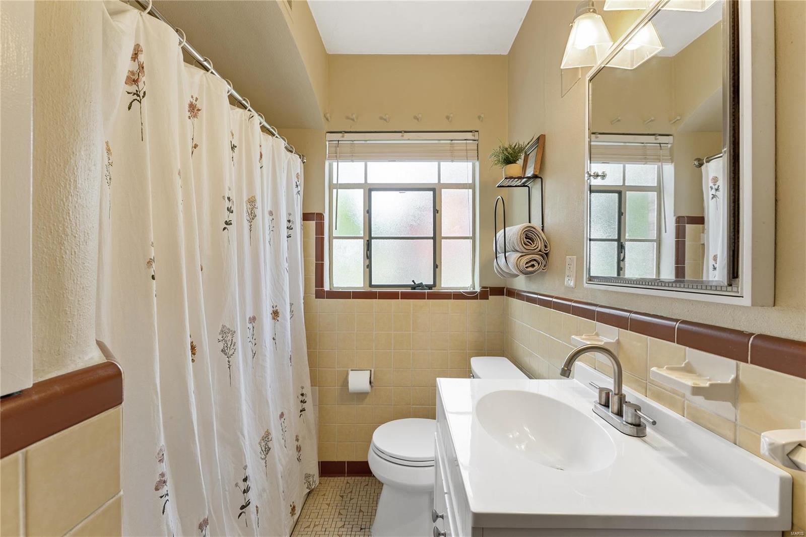 6400 Heege Road St. Louis, MO 63123 - Photo 19 of 45 Gallery Image 19