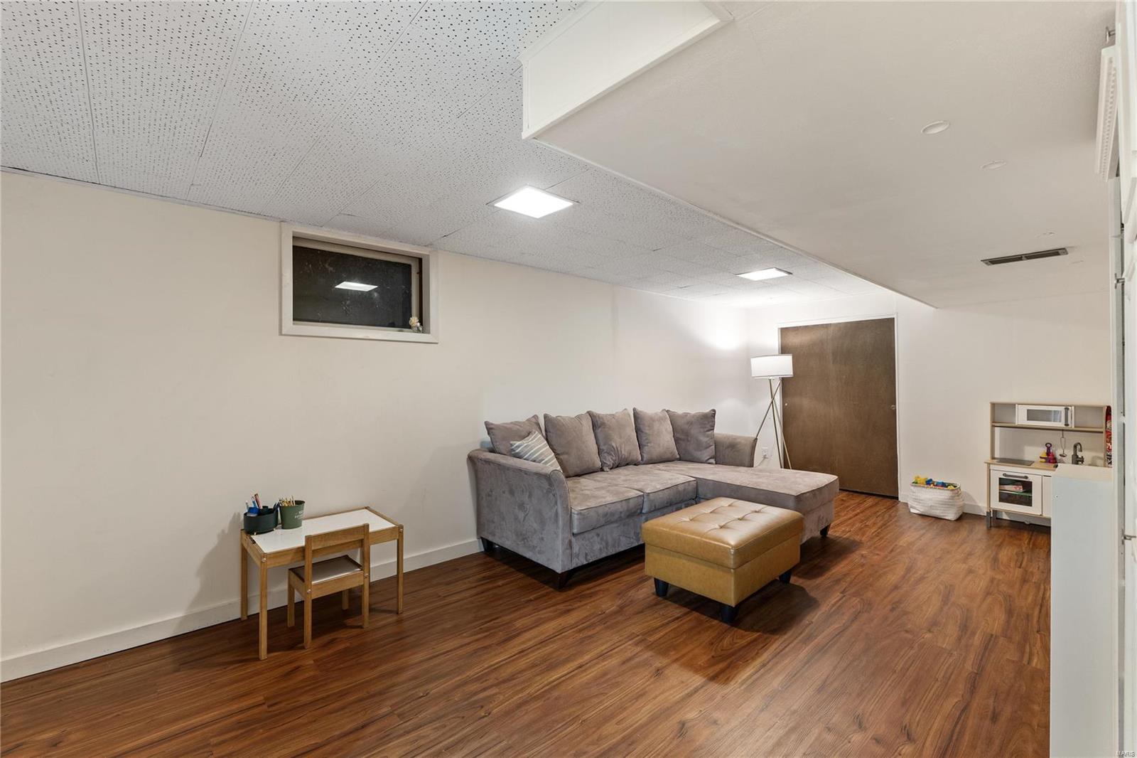 6400 Heege Road St. Louis, MO 63123 - Photo 25 of 45 Gallery Image 25