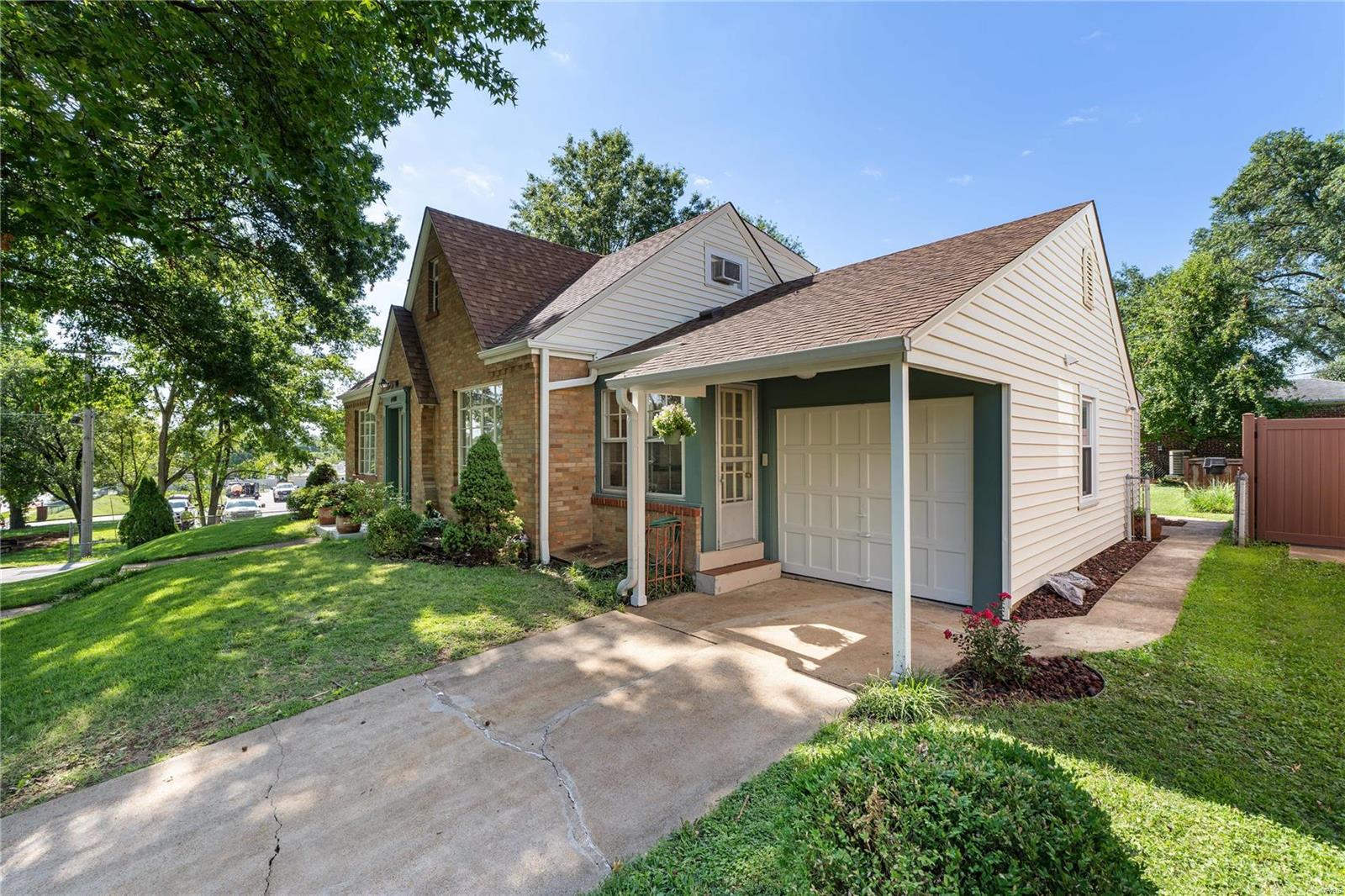 6400 Heege Road St. Louis, MO 63123 - Photo 39 of 45 Gallery Image 39