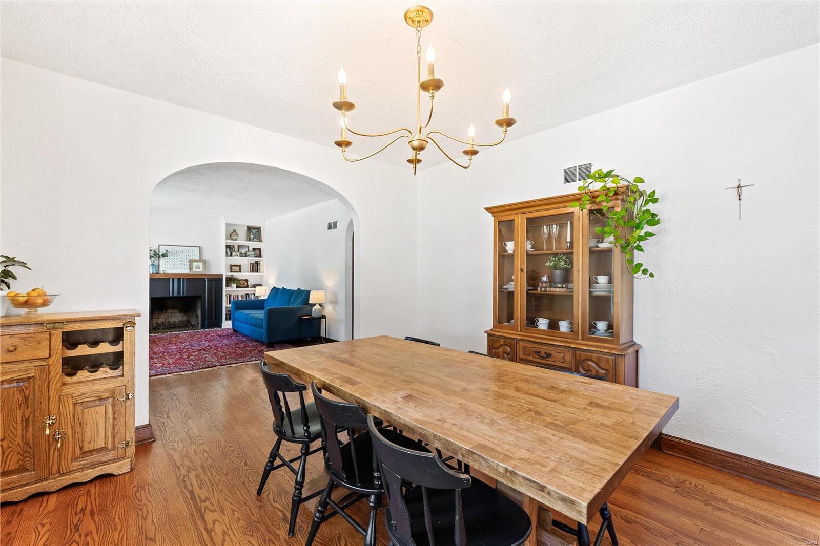 6400 Heege Road St. Louis, MO 63123 - Photo 8 of 45 Gallery Image 8