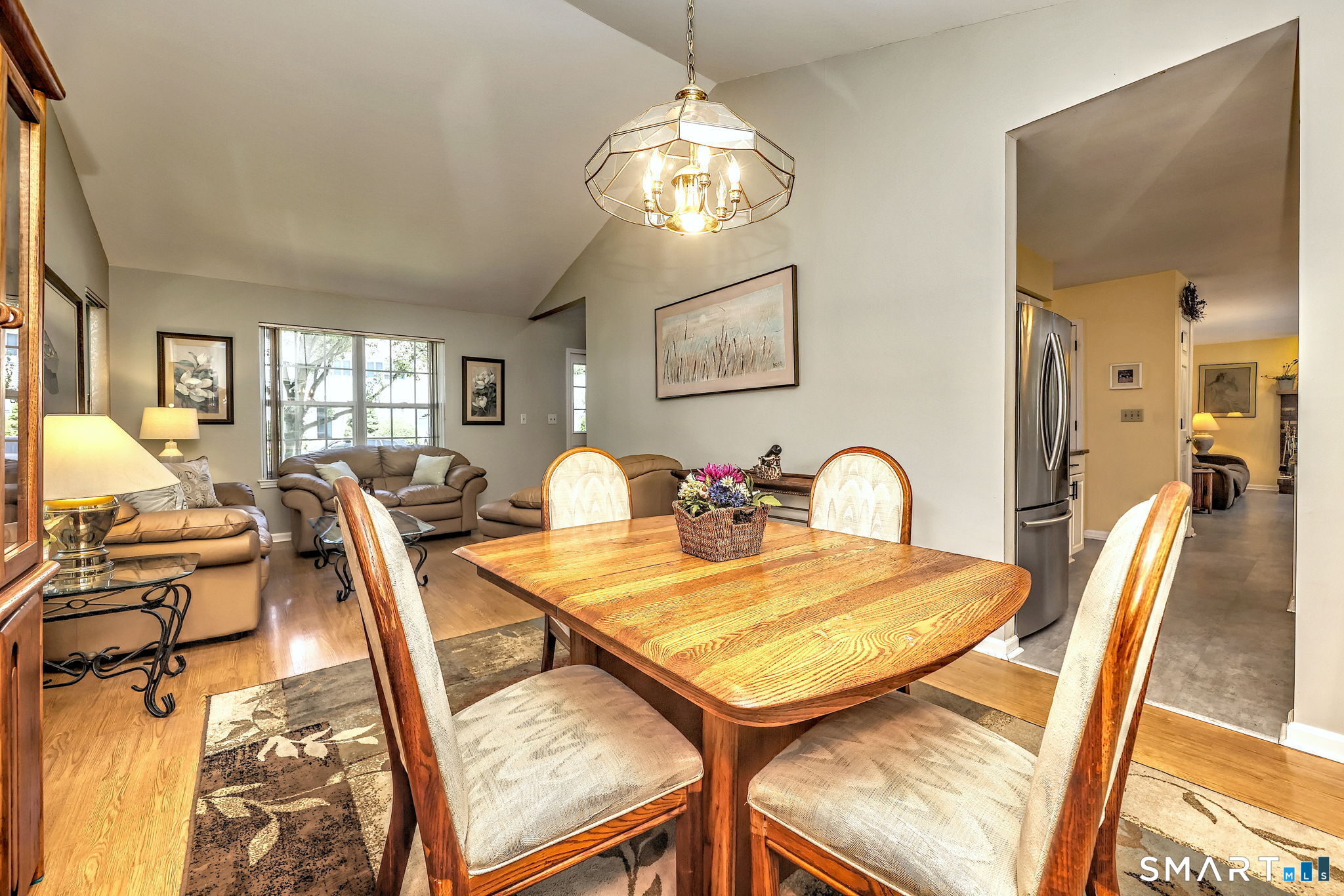 39 Lookout Hill Road Milford, CT 06461 - Photo 8 of 40