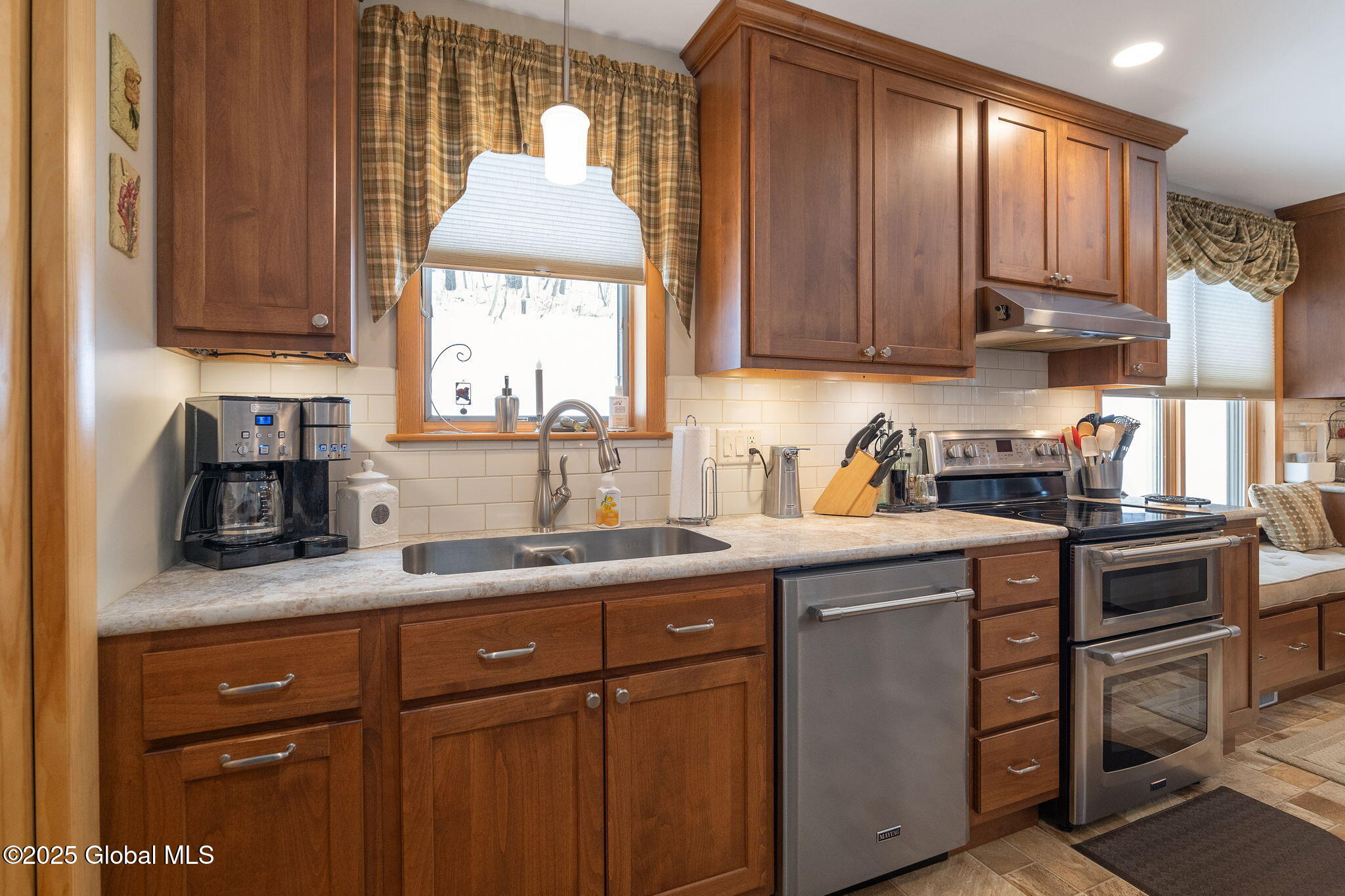 231 Lower Dutch Hill Road Oneonta, NY 13820 - Photo 5 of 35 12-231LowerDutchHillRd_12