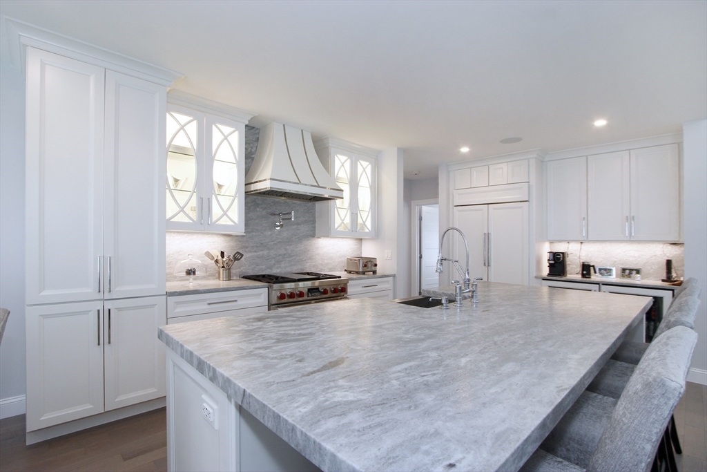 79 Cobblestone Circle Mashpee, MA 02649 - Photo 9 of 41