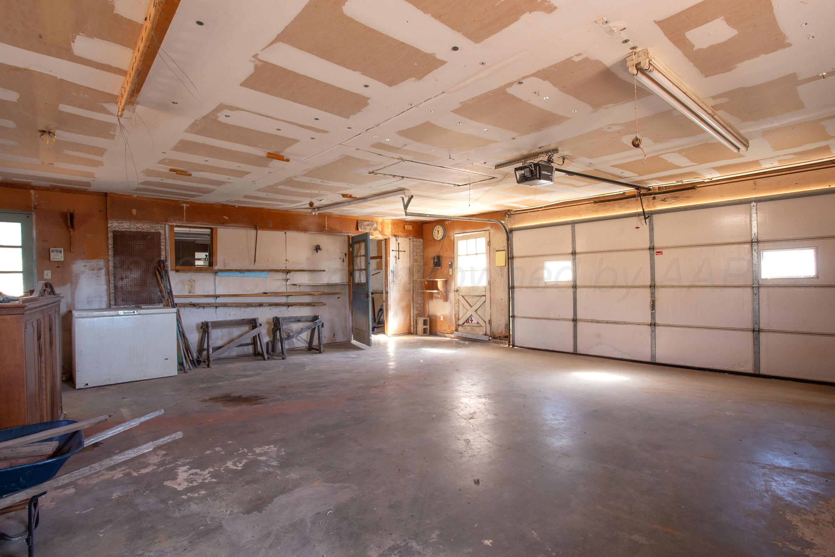 7501 Sharman Loop Amarillo, TX 79124 - Photo 46 of 66 Garage/Shop