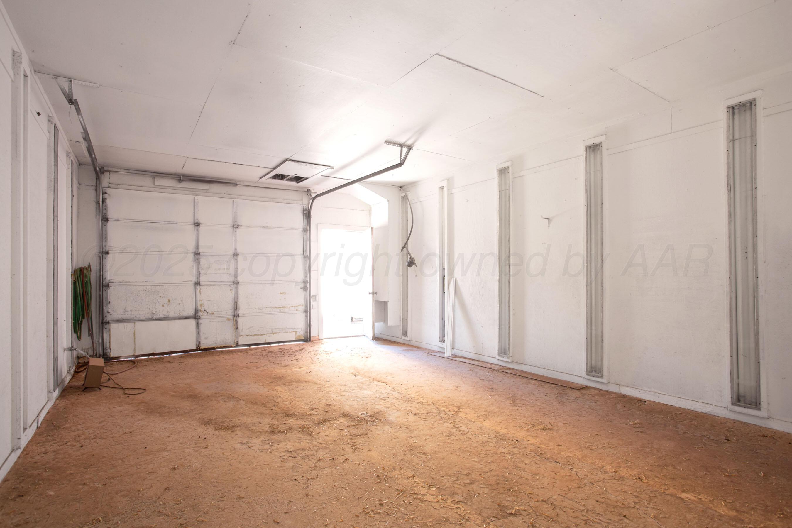7501 Sharman Loop Amarillo, TX 79124 - Photo 5 of 66 Paint Booth 1